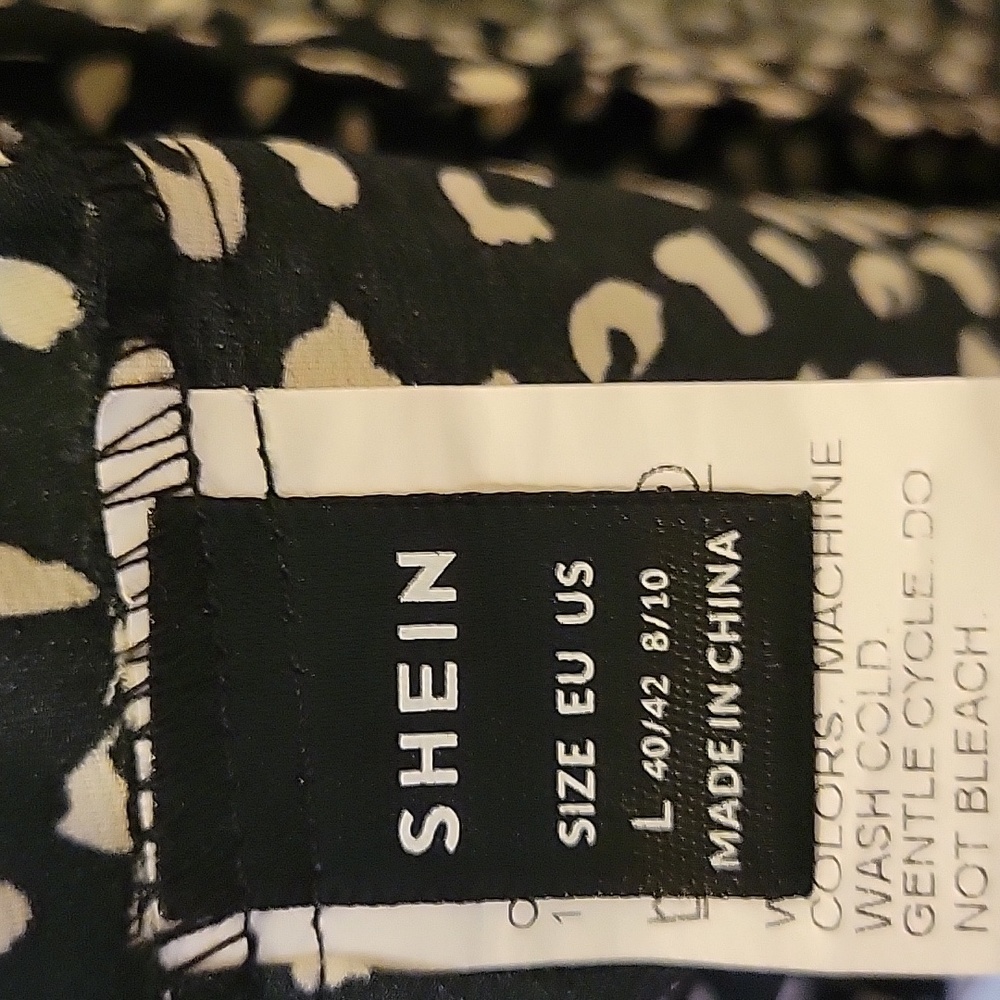 SheIn Dress - Picture 4 of 4
